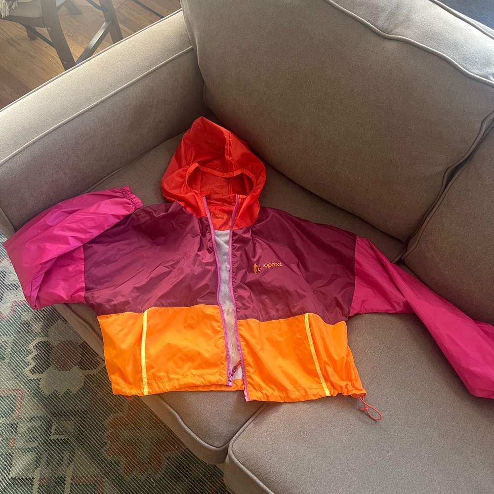 Cotopaxi Windbreaker